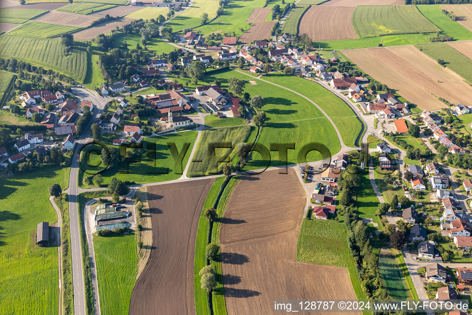 Vue aérienne de Prieuré du Saint-Esprit à le quartier Göffingen in Unlingen dans le département Bade-Wurtemberg, Allemagne