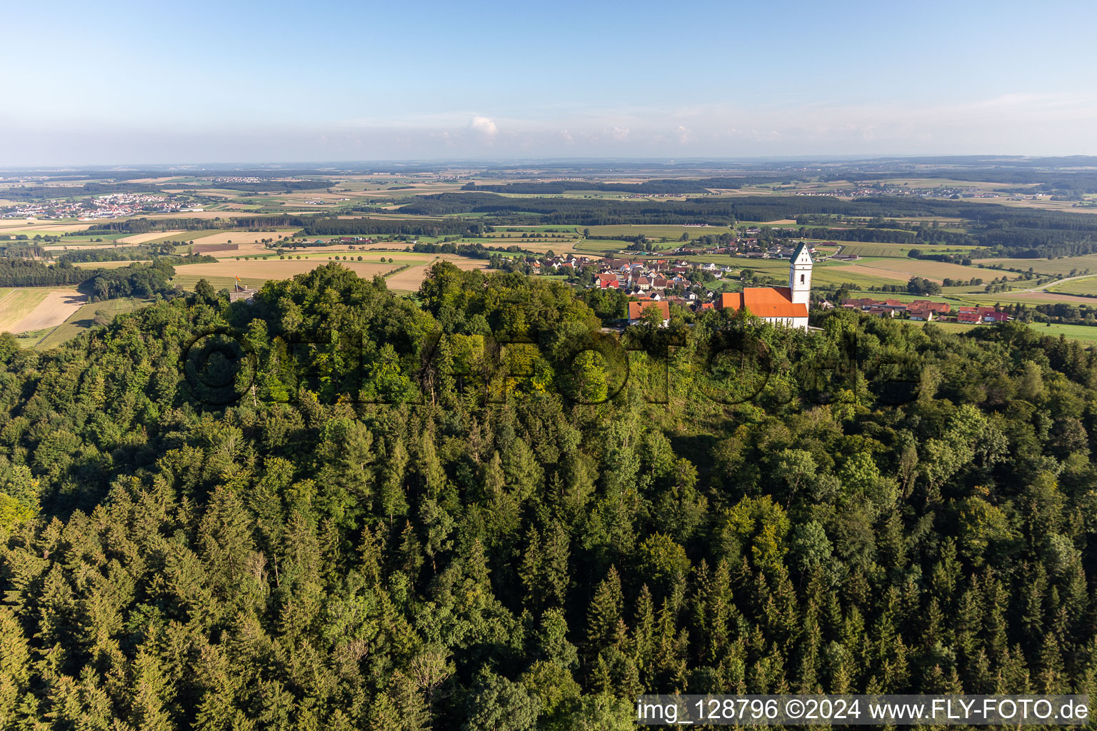 Photographie aérienne de Église de pèlerinage de St. Johannes Baptist dans le bus à le quartier Offingen in Uttenweiler dans le département Bade-Wurtemberg, Allemagne