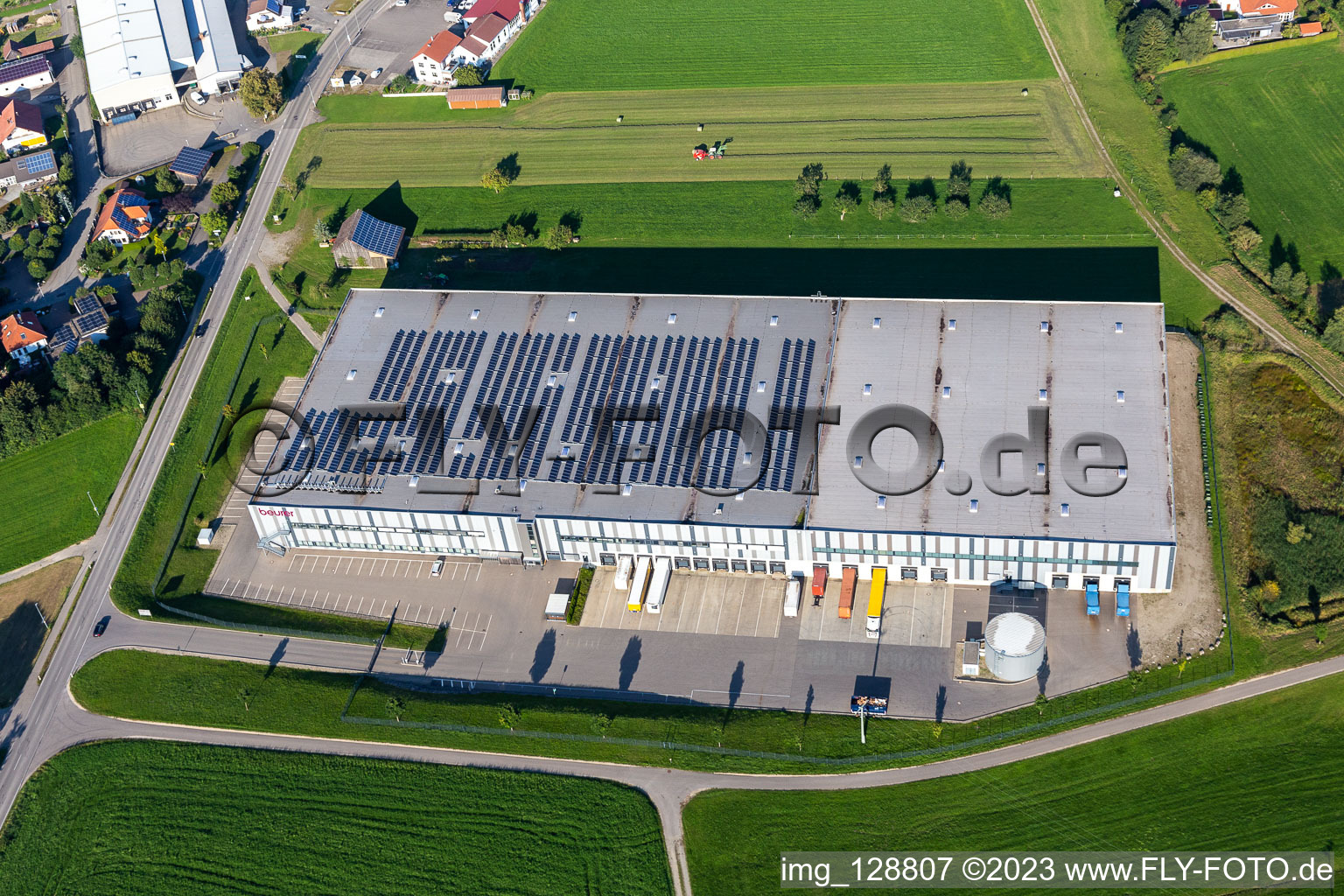 Photographie aérienne de Site de l'usine Beurer GmbH à Uttenweiler dans le département Bade-Wurtemberg, Allemagne