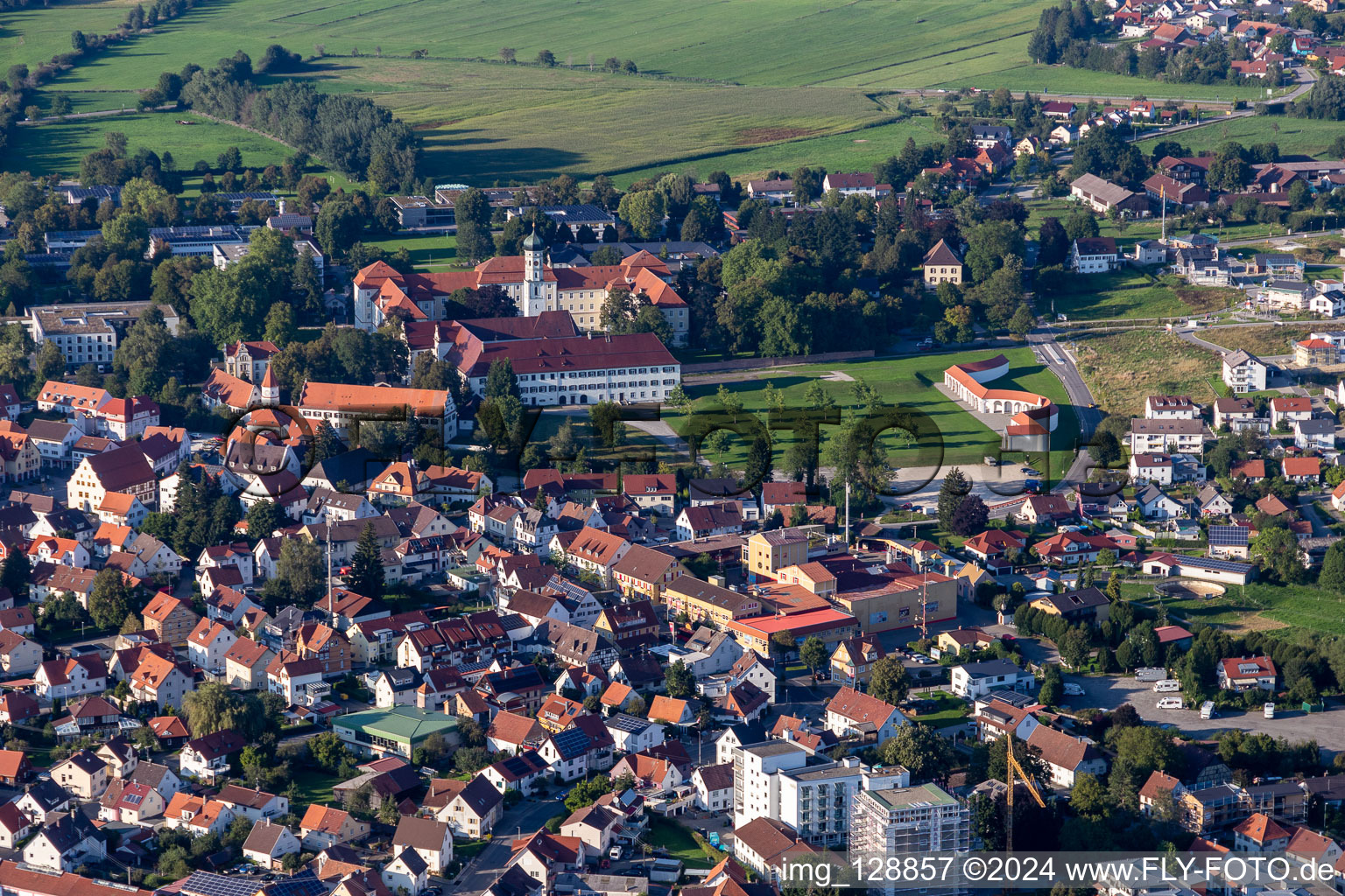 Photographie aérienne de Monastère de Schussenried à le quartier Roppertsweiler in Bad Schussenried dans le département Bade-Wurtemberg, Allemagne