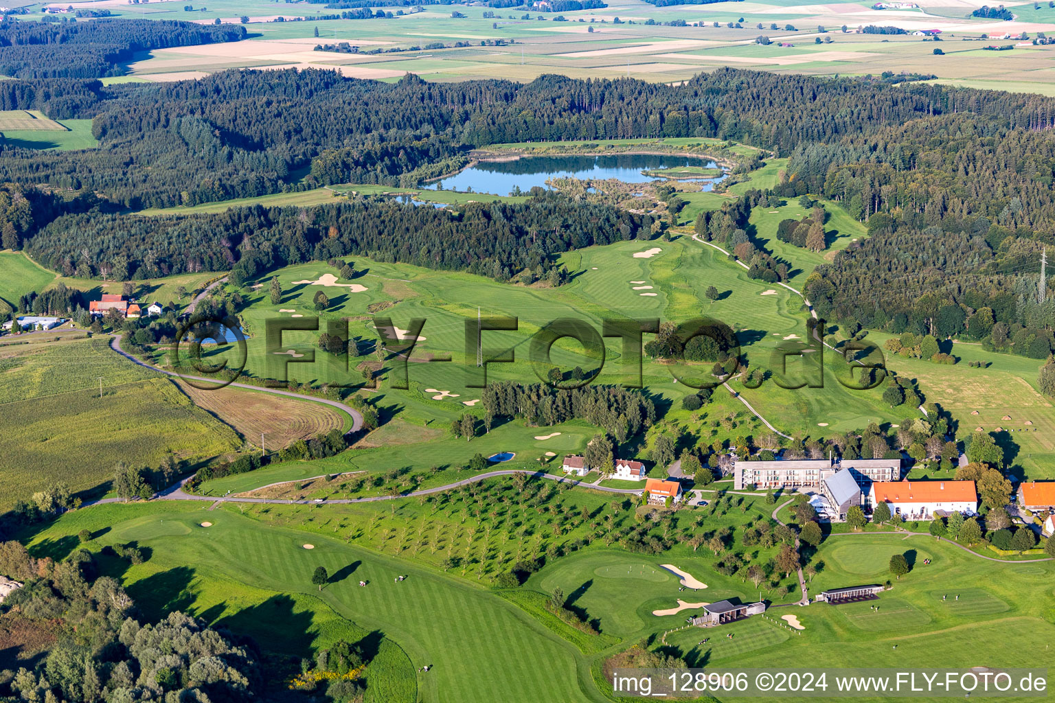 Vue aérienne de Clubs de golf princiers Haute Souabe eV à le quartier Hopfenweiler in Bad Waldsee dans le département Bade-Wurtemberg, Allemagne