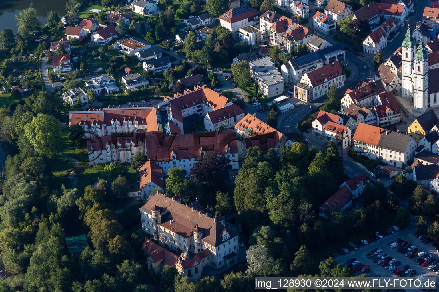 Vue aérienne de Cliniques Waldburg-Zeil - Clinique du Hofgarten, clinique spécialisée en orthopédie et rhumatologie, clinique du Hofgarten, clinique du sport de Ravensburg, cabinet Bad Waldsee à le quartier Steinach in Bad Waldsee dans le département Bade-Wurtemberg, Allemagne