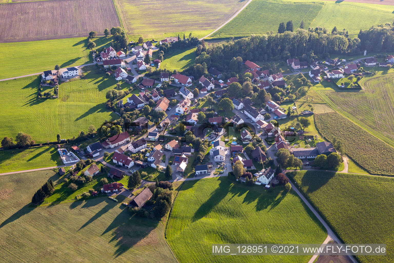 Vue aérienne de Quartier Tannweiler in Aulendorf dans le département Bade-Wurtemberg, Allemagne
