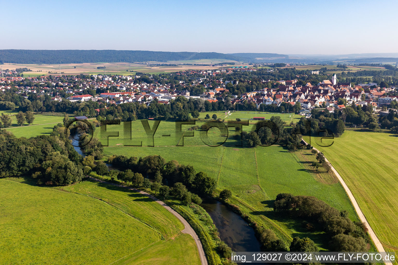 Vue aérienne de Stade du Danube à Riedlingen dans le département Bade-Wurtemberg, Allemagne