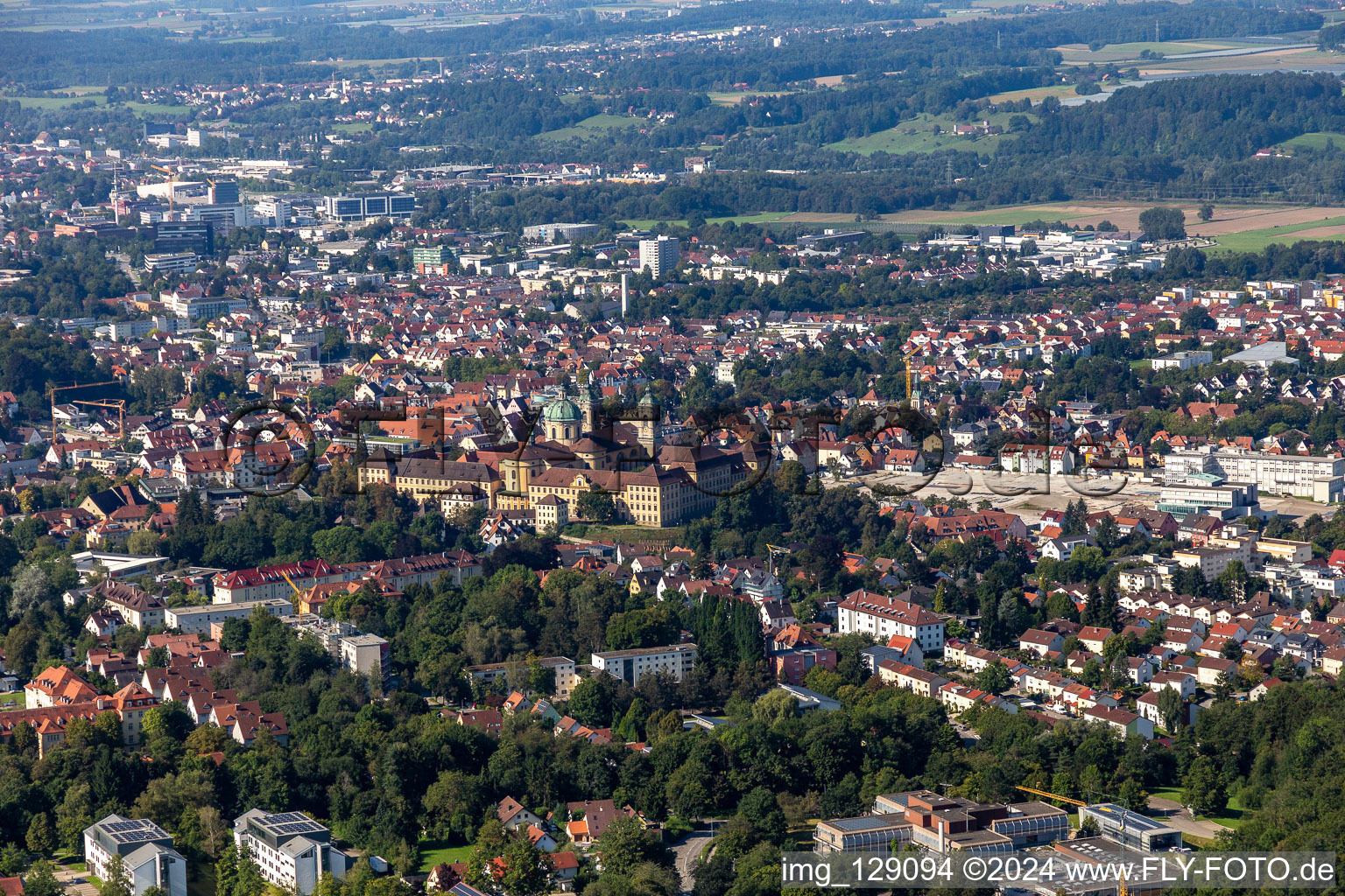 Vue aérienne de Weingarten, Basilique Saint-Martin à Ravensburg dans le département Bade-Wurtemberg, Allemagne