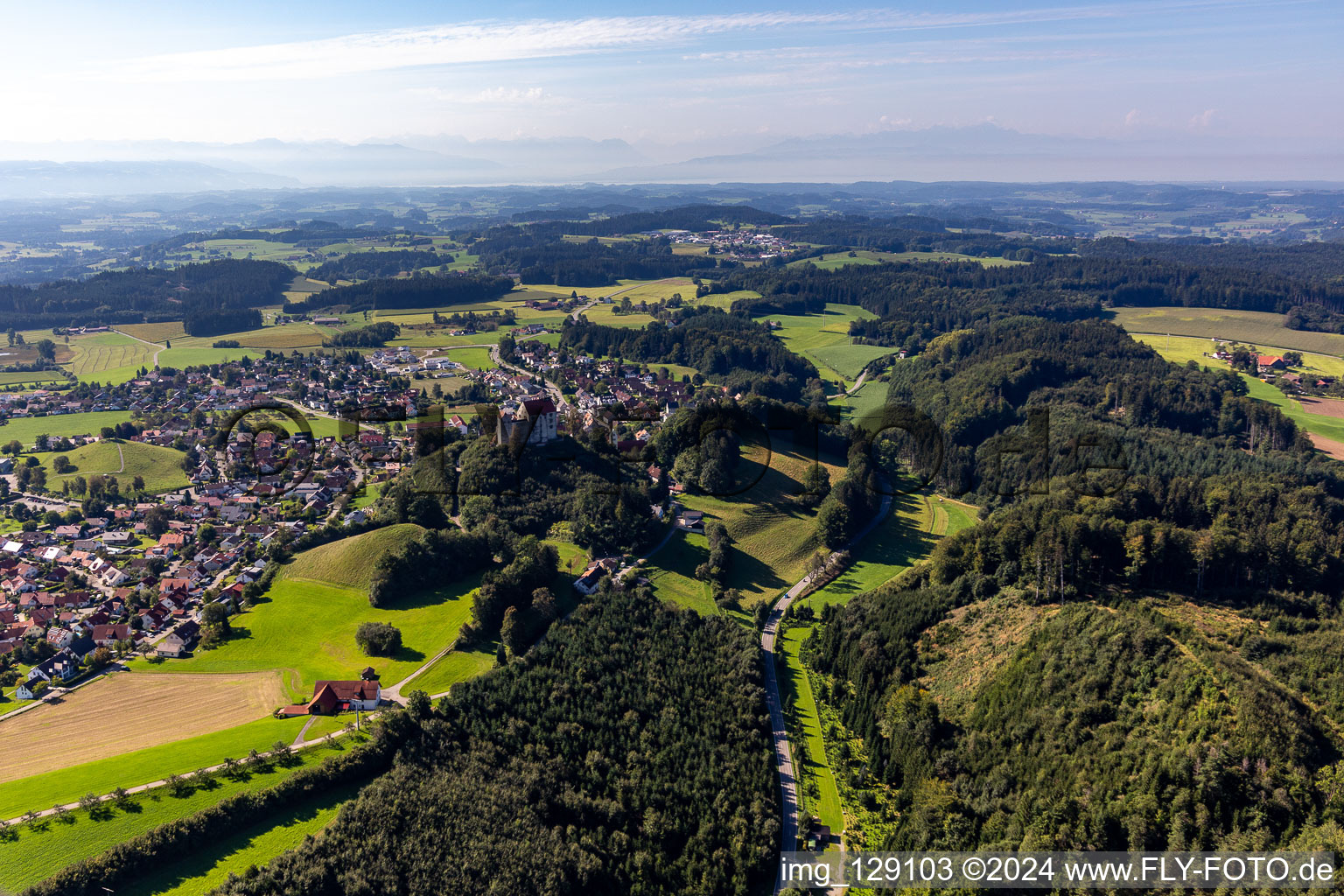 Vue aérienne de Waldburg dans le département Bade-Wurtemberg, Allemagne