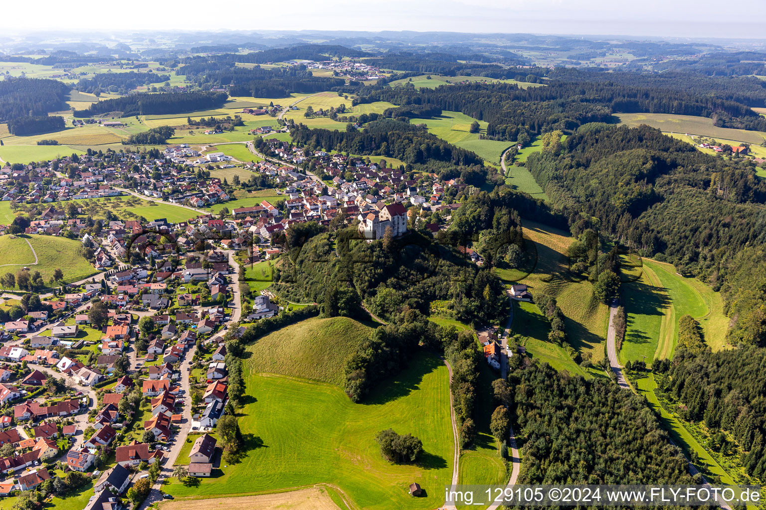 Vue aérienne de Verrouiller Waldburg à le quartier Sieberatsreute in Waldburg dans le département Bade-Wurtemberg, Allemagne