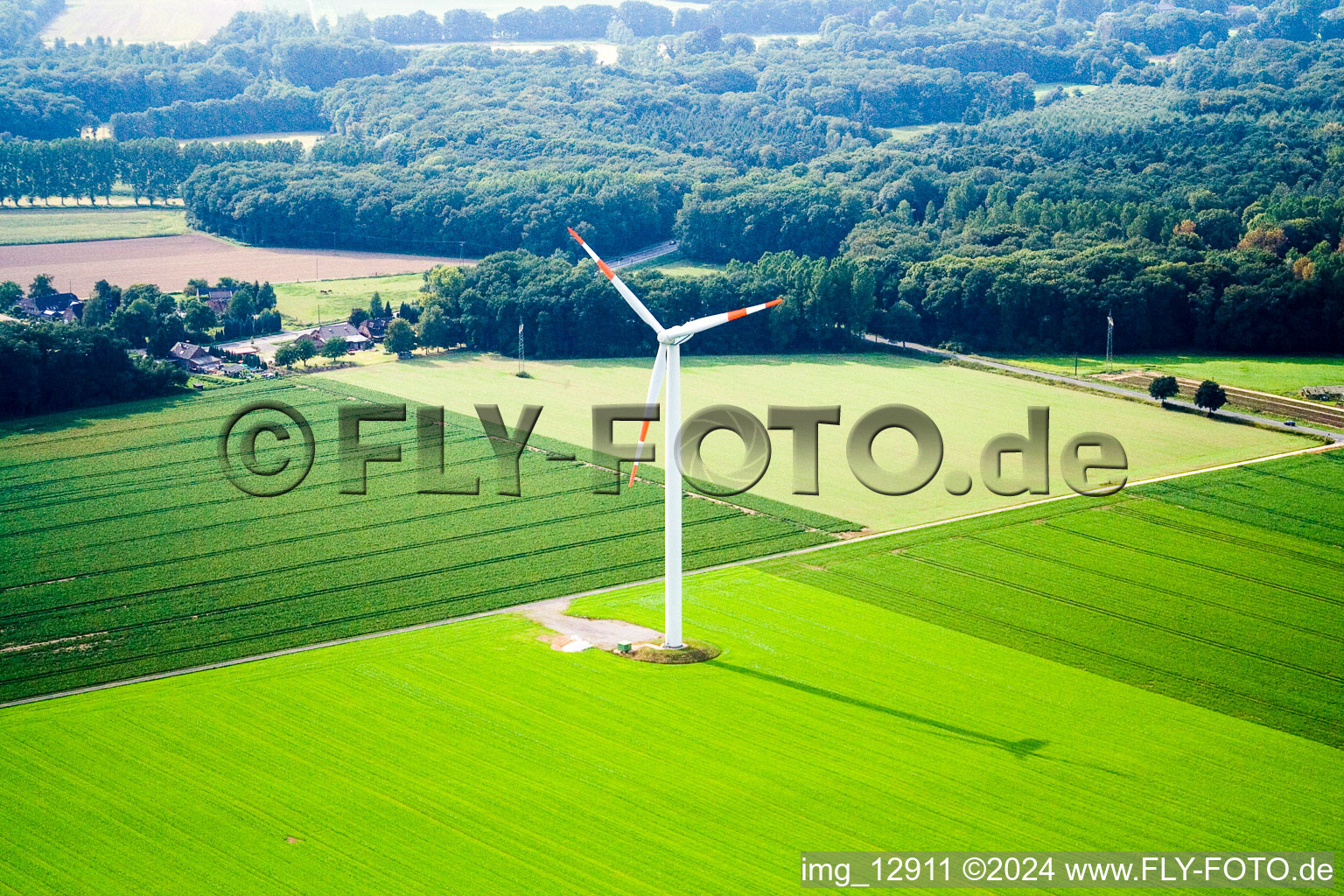 Entre Kerken et Limbourg à Kerken dans le département Rhénanie du Nord-Westphalie, Allemagne depuis l'avion