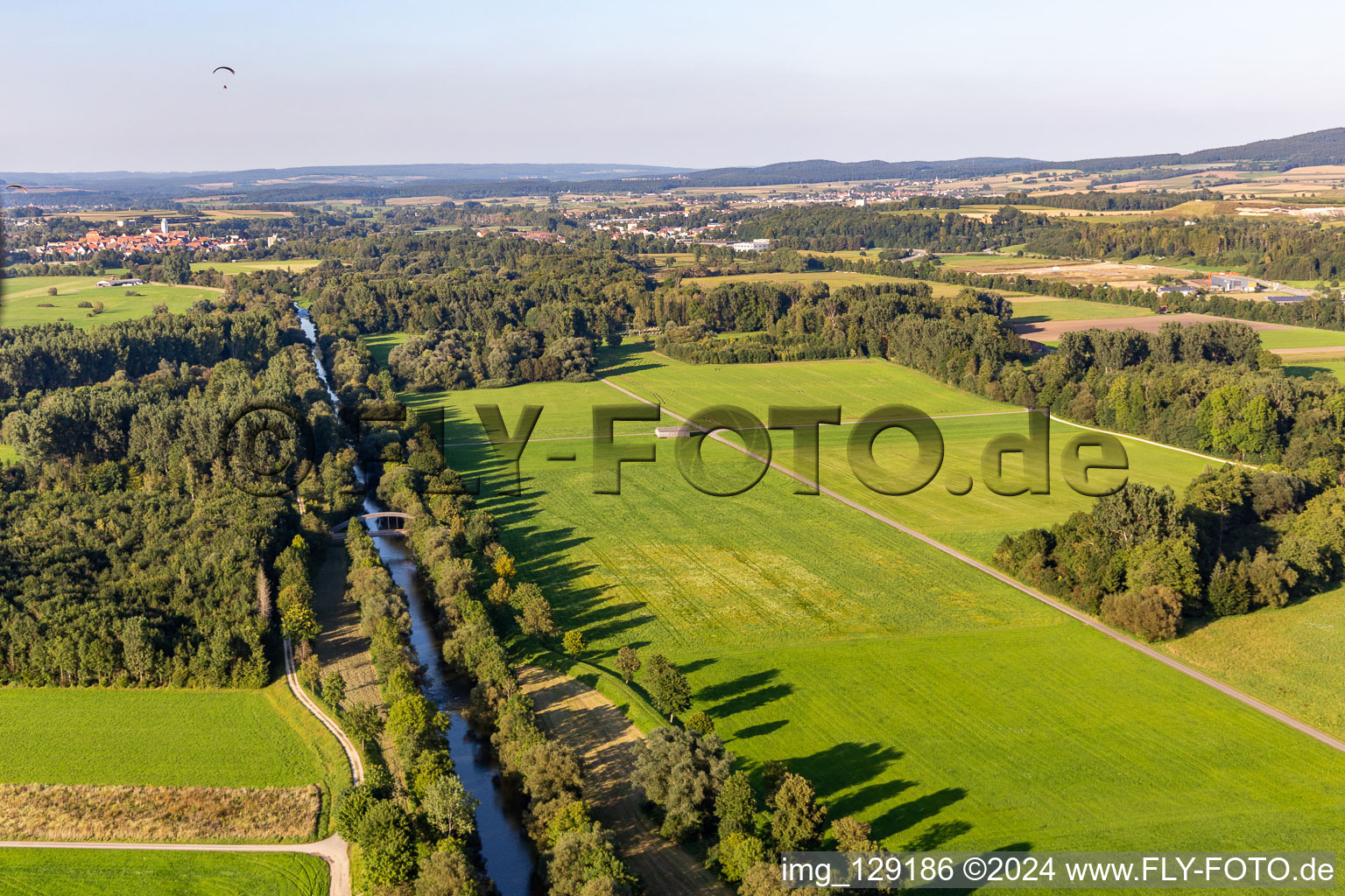 Vue aérienne de Danube à le quartier Lochham in Altheim dans le département Bade-Wurtemberg, Allemagne