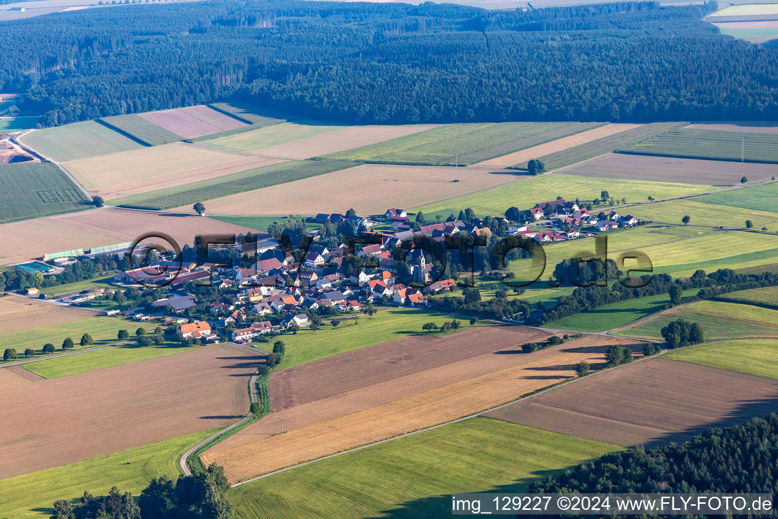 Vue aérienne de Quartier Möhringen in Unlingen dans le département Bade-Wurtemberg, Allemagne