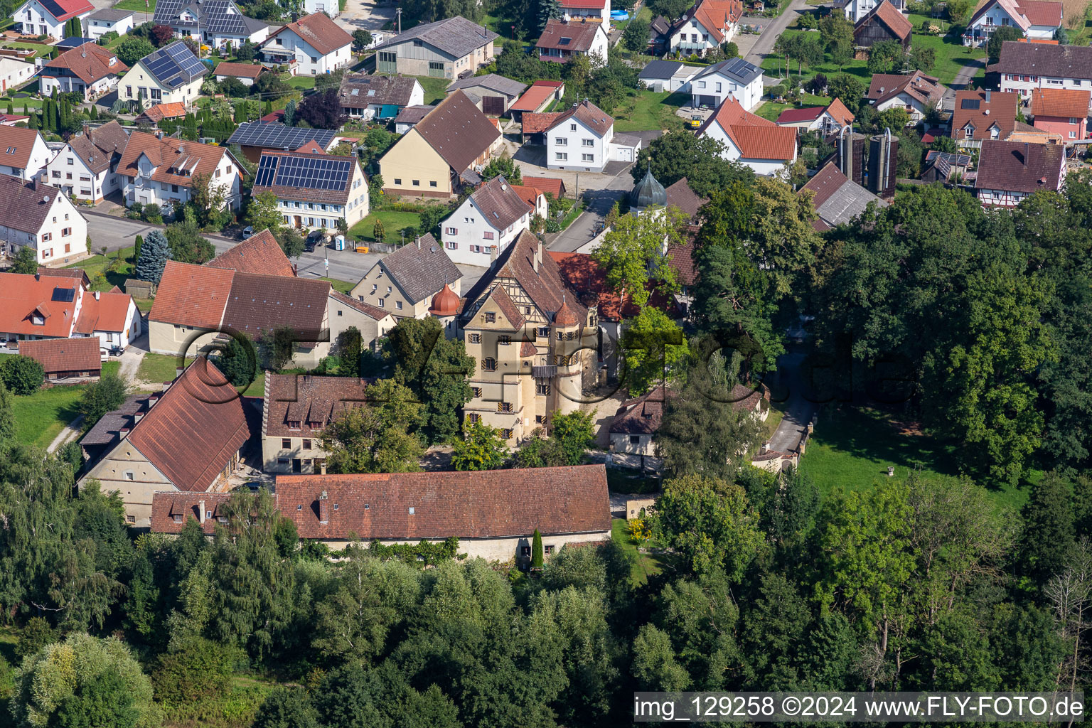 Vue aérienne de Verrouiller Grüningen à le quartier Grüningen in Riedlingen dans le département Bade-Wurtemberg, Allemagne