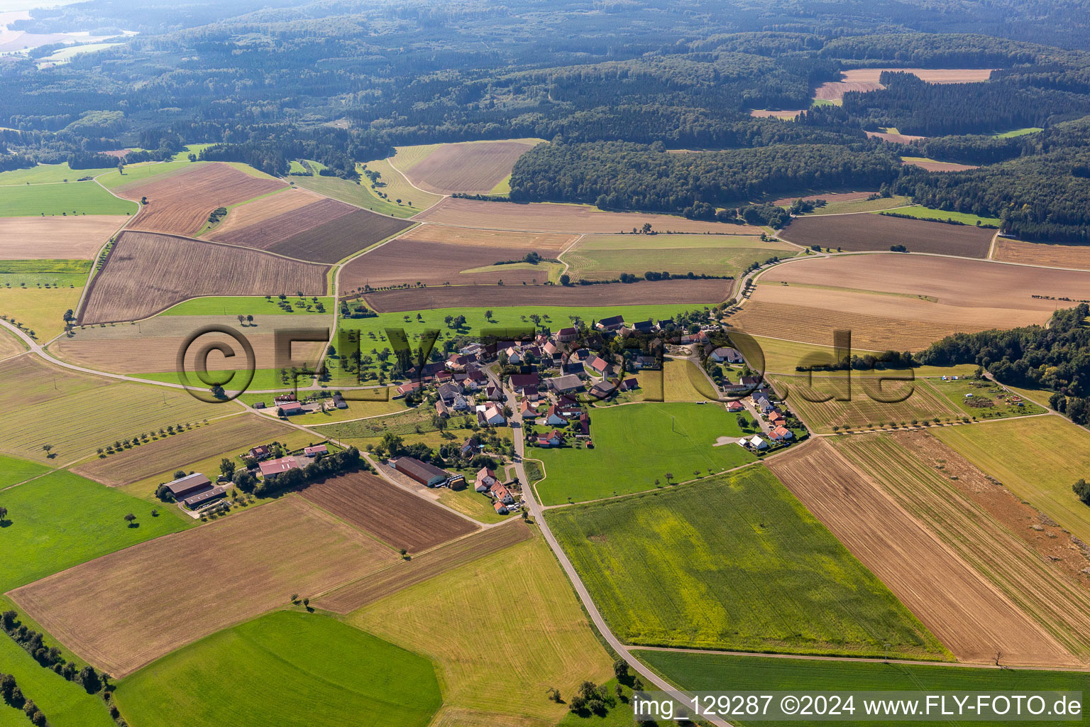 Vue aérienne de Quartier Billafingen in Langenenslingen dans le département Bade-Wurtemberg, Allemagne