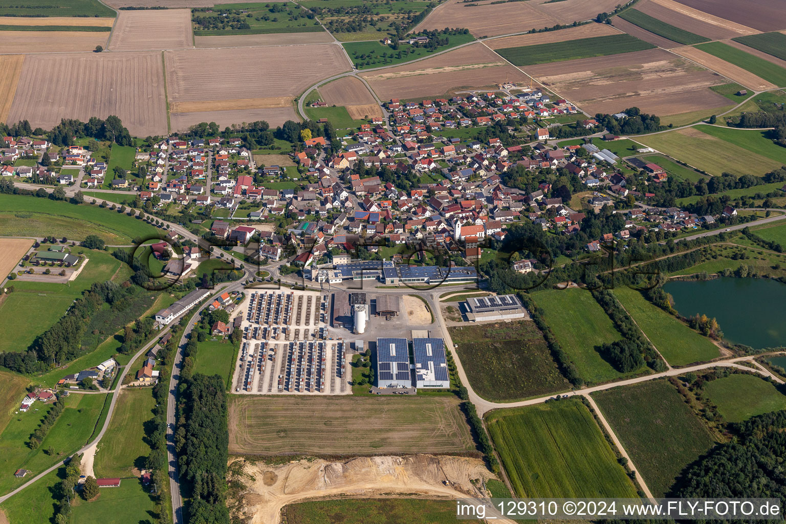 Langenenslingen dans le département Bade-Wurtemberg, Allemagne vu d'un drone