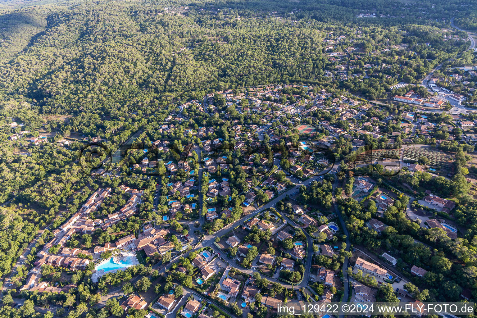 Vue aérienne de Hôtel Domaine de Fayence à Fayence dans le département Var, France