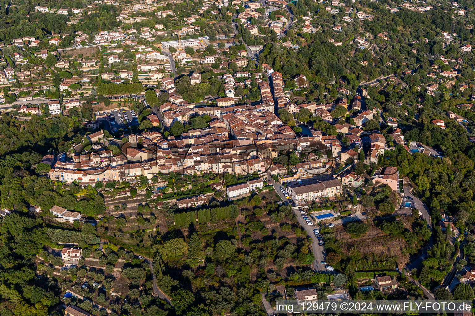 Photographie aérienne de Montauroux dans le département Var, France