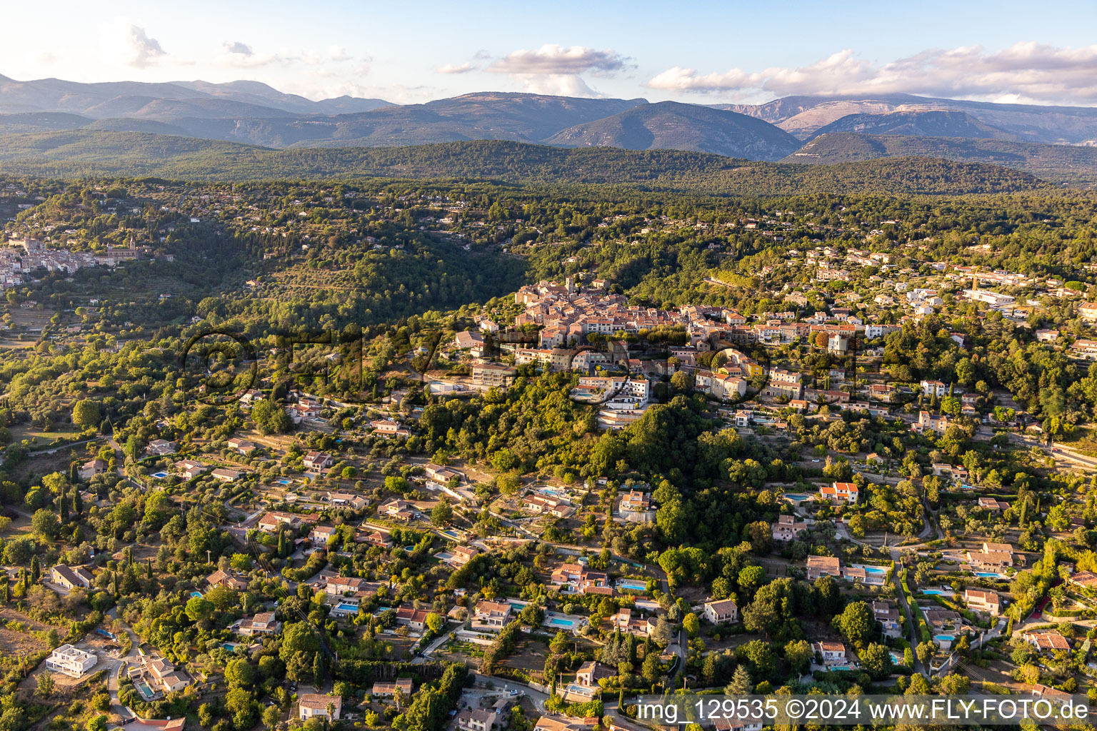 Callian dans le département Var, France vue du ciel