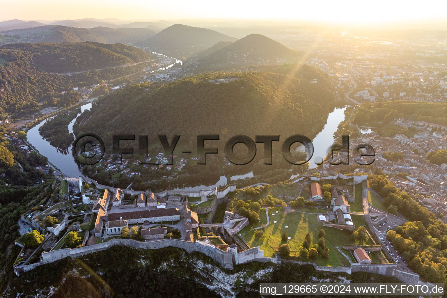 Photographie aérienne de Et Zoo de Besançon à le quartier Citadelle in Besançon dans le département Doubs, France