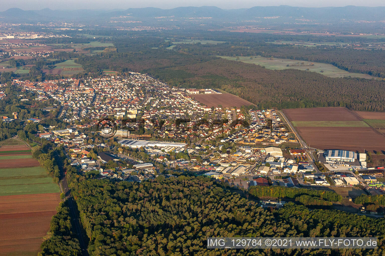 Vue aérienne de Zone commerciale Waldstückring à Bellheim dans le département Rhénanie-Palatinat, Allemagne