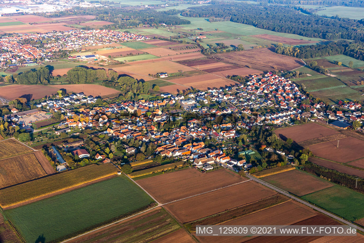 Knittelsheim dans le département Rhénanie-Palatinat, Allemagne hors des airs