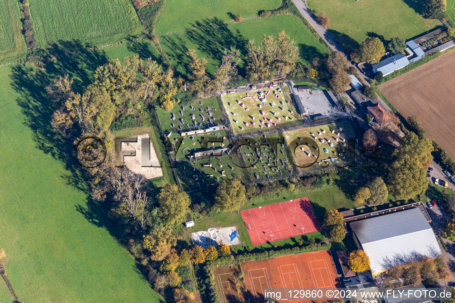 Vue aérienne de Club de sports canins Durlach à le quartier Durlach in Karlsruhe dans le département Bade-Wurtemberg, Allemagne