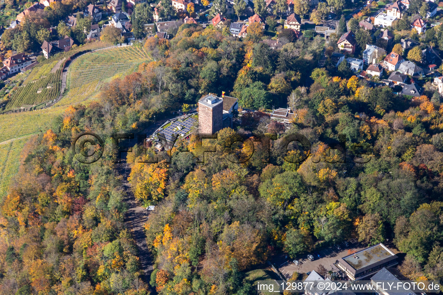 Vue aérienne de Montagne de la Tour à le quartier Durlach in Karlsruhe dans le département Bade-Wurtemberg, Allemagne