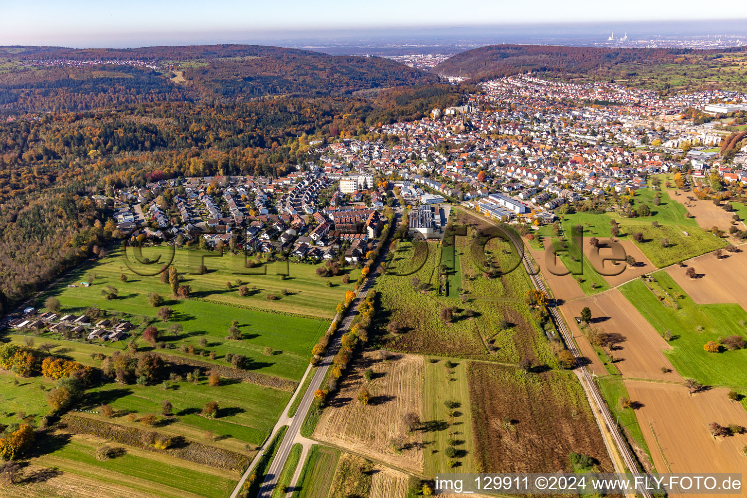 Vue aérienne de Quartier Reichenbach in Waldbronn dans le département Bade-Wurtemberg, Allemagne