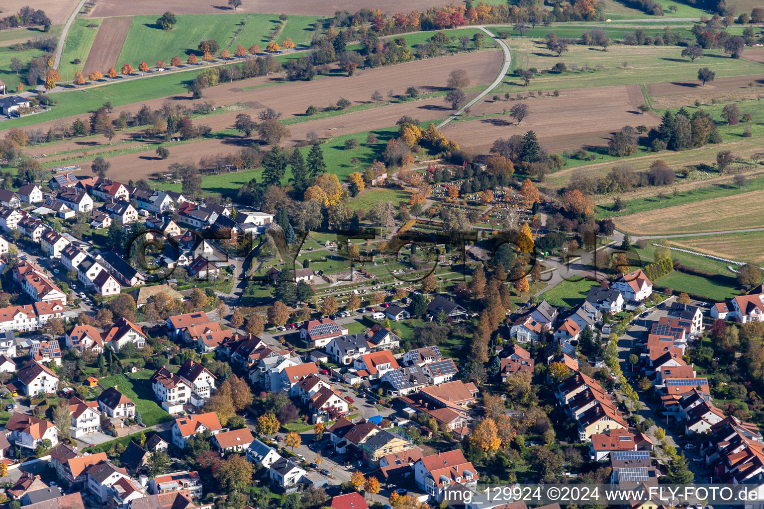 Quartier Langensteinbach in Karlsbad dans le département Bade-Wurtemberg, Allemagne vue d'en haut