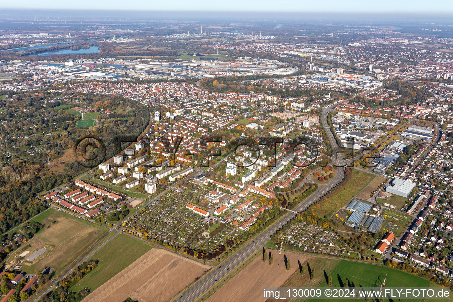 Photographie aérienne de Quartier Daxlanden in Karlsruhe dans le département Bade-Wurtemberg, Allemagne