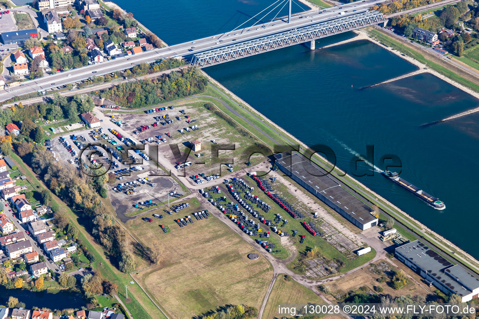 Quartier Maximiliansau in Wörth am Rhein dans le département Rhénanie-Palatinat, Allemagne d'en haut