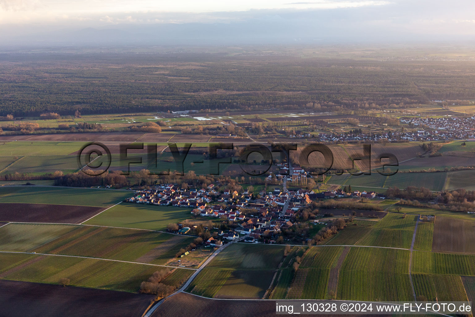 Enregistrement par drone de Quartier Kleinsteinfeld in Niederotterbach dans le département Rhénanie-Palatinat, Allemagne