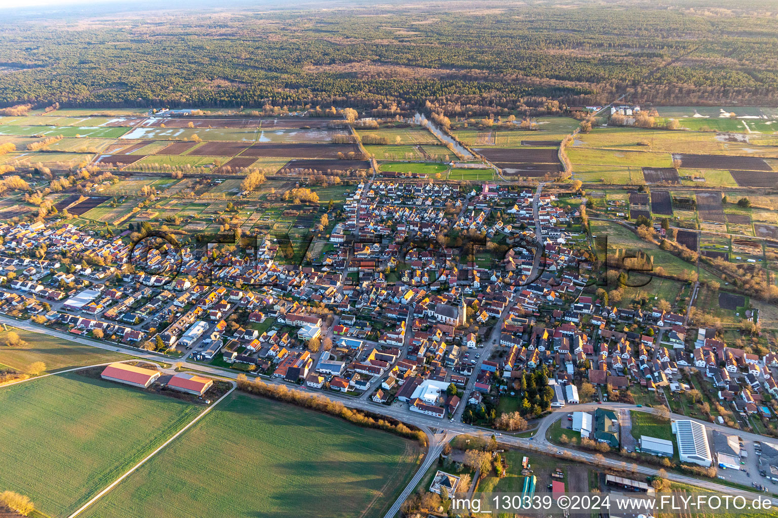 Vue d'oiseau de Steinfeld dans le département Rhénanie-Palatinat, Allemagne