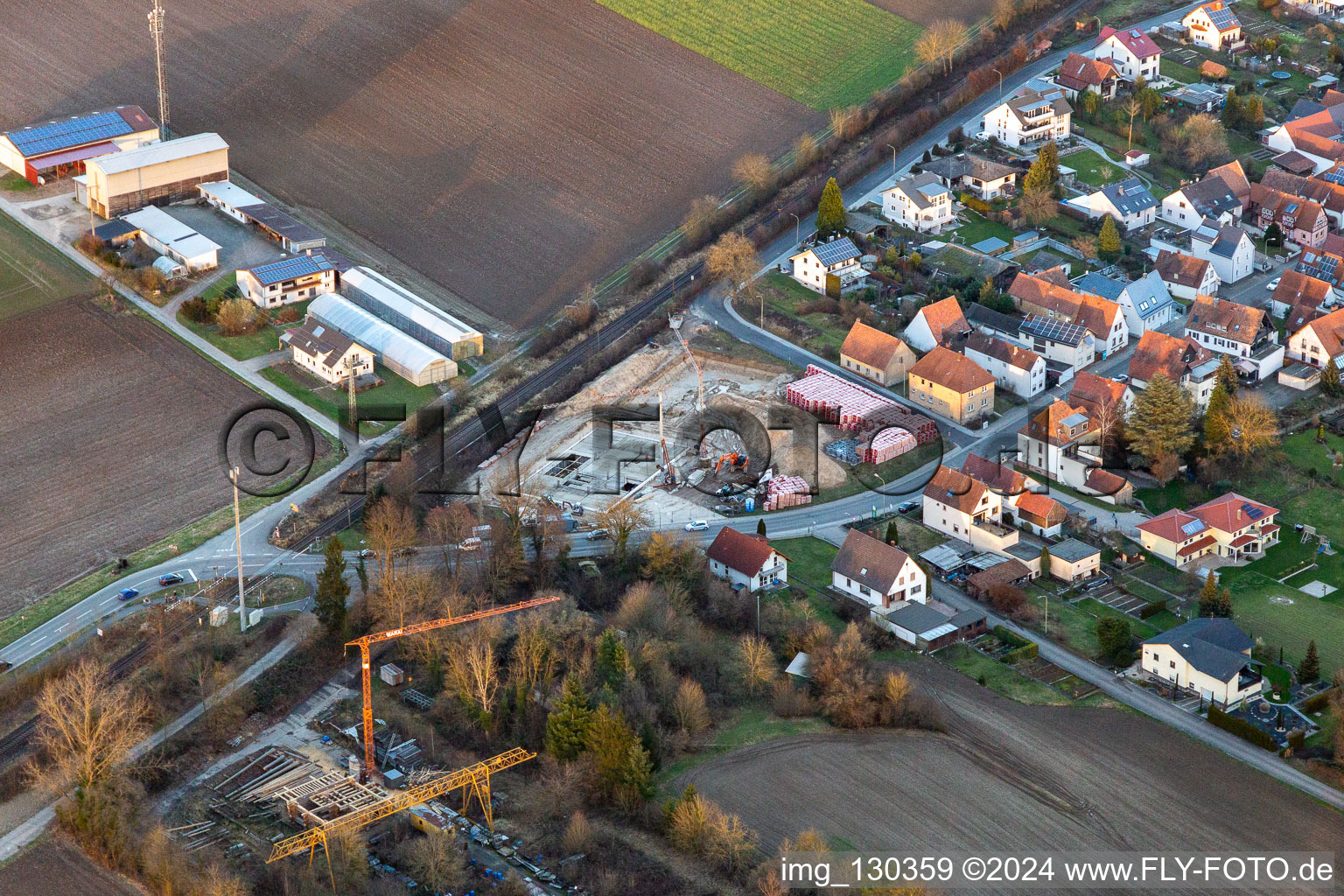 Vue aérienne de Chantier de construction au passage à niveau à le quartier Schaidt in Wörth am Rhein dans le département Rhénanie-Palatinat, Allemagne