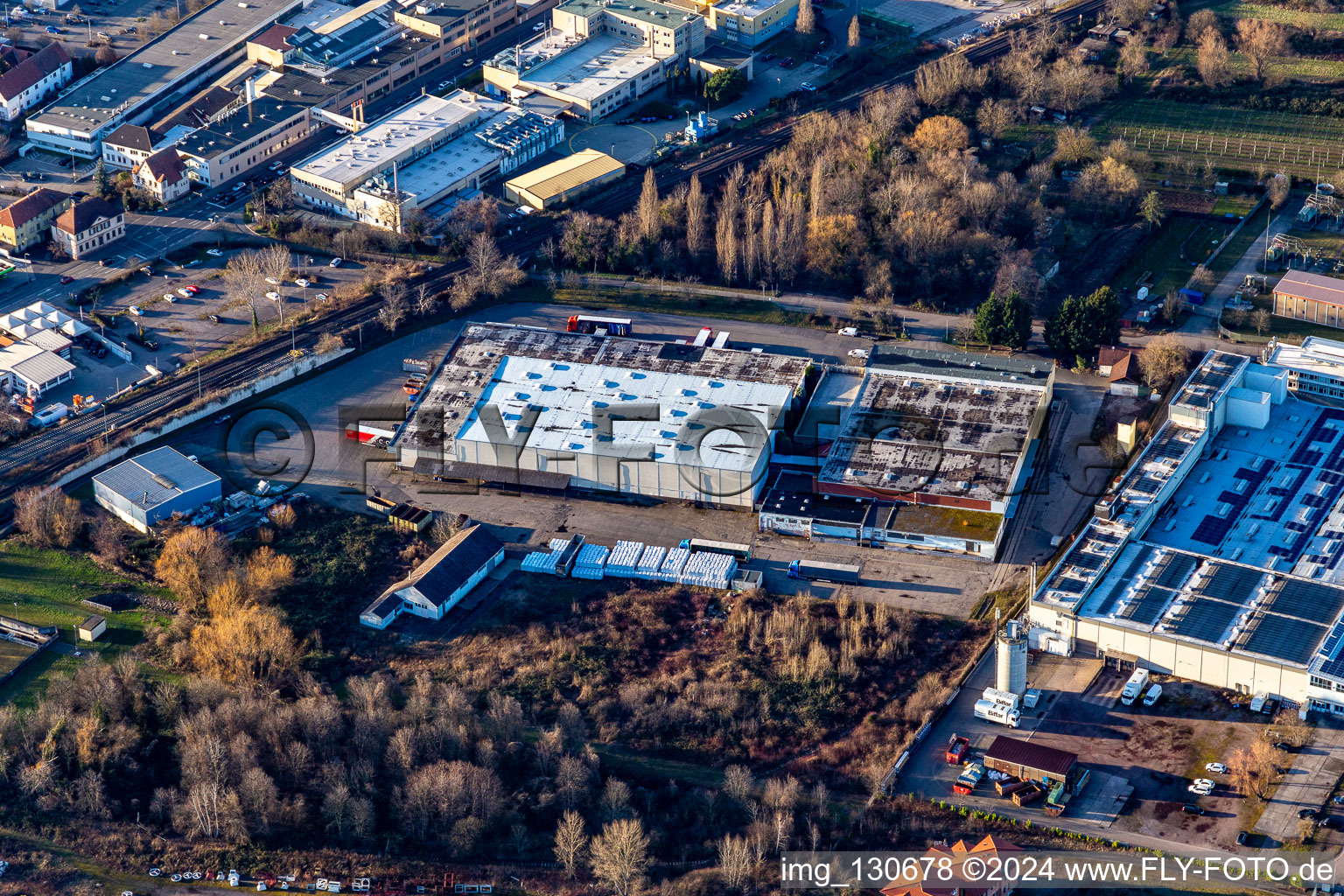 Photographie aérienne de CONLOG GmbH & Co. KG à Edenkoben dans le département Rhénanie-Palatinat, Allemagne