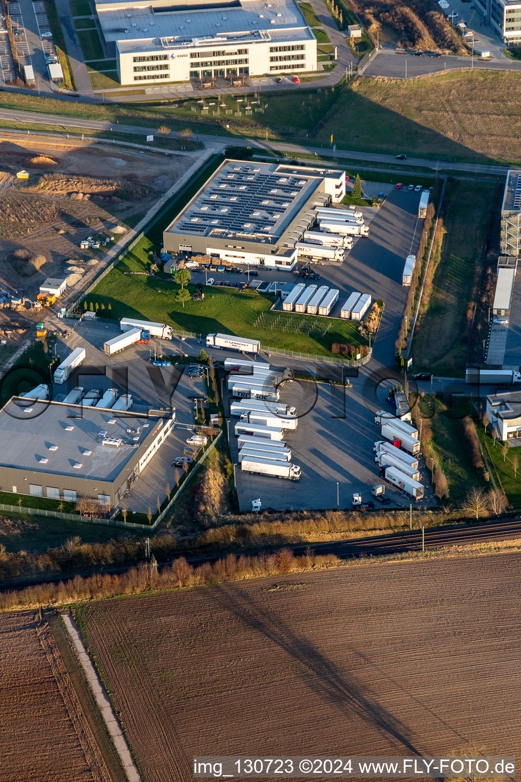 Vue aérienne de TOP LINE Logistics GmbH & Co. KG TRANSAC Stagiaire. Speditionsgesellschaft mbH à Rülzheim dans le département Rhénanie-Palatinat, Allemagne