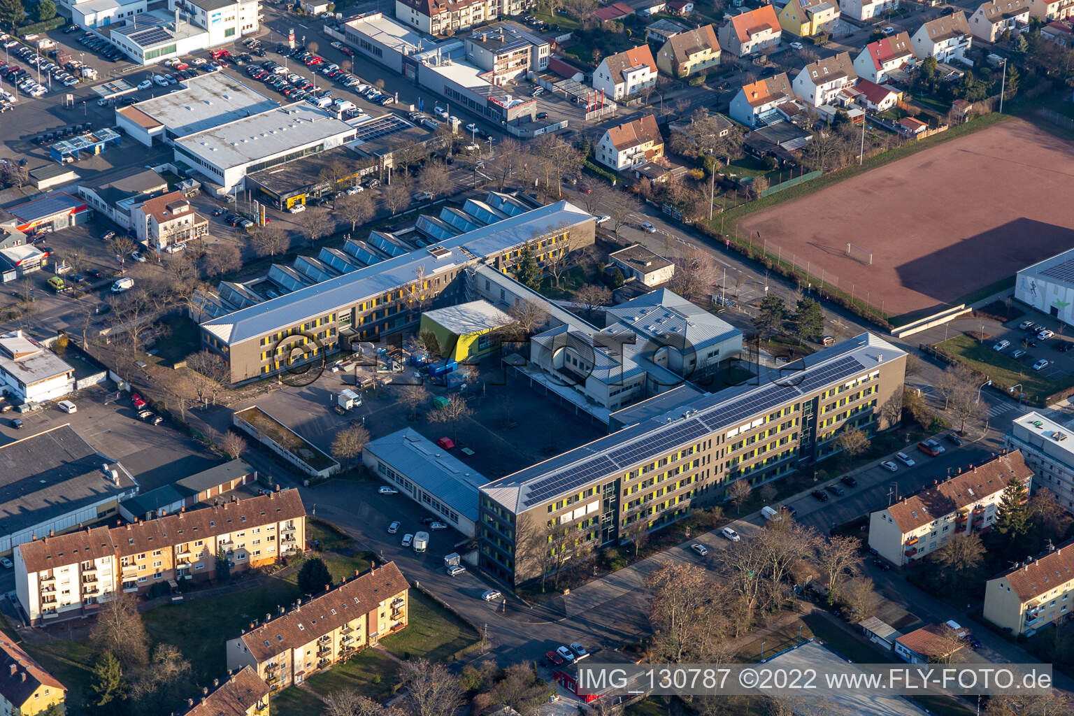 Vue aérienne de École professionnelle à Landau in der Pfalz dans le département Rhénanie-Palatinat, Allemagne