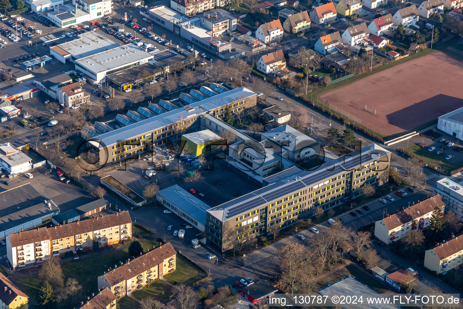 Vue aérienne de École professionnelle à Landau in der Pfalz dans le département Rhénanie-Palatinat, Allemagne