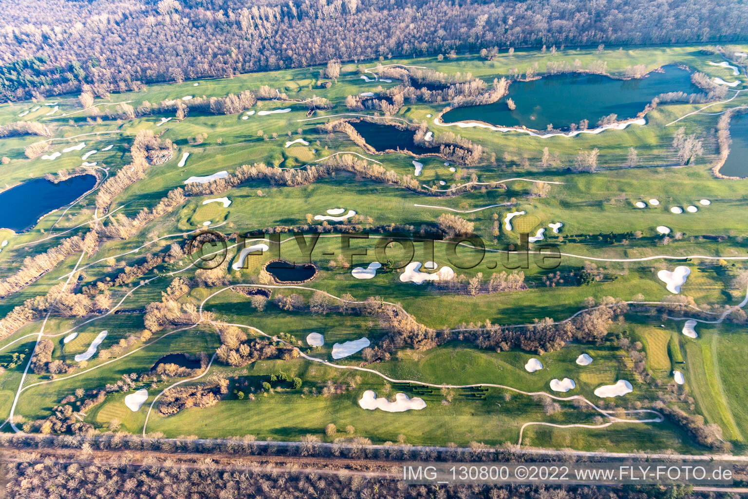 Domaine de campagne golf Dreihof - GOLF absolu à le quartier Dreihof in Essingen dans le département Rhénanie-Palatinat, Allemagne hors des airs