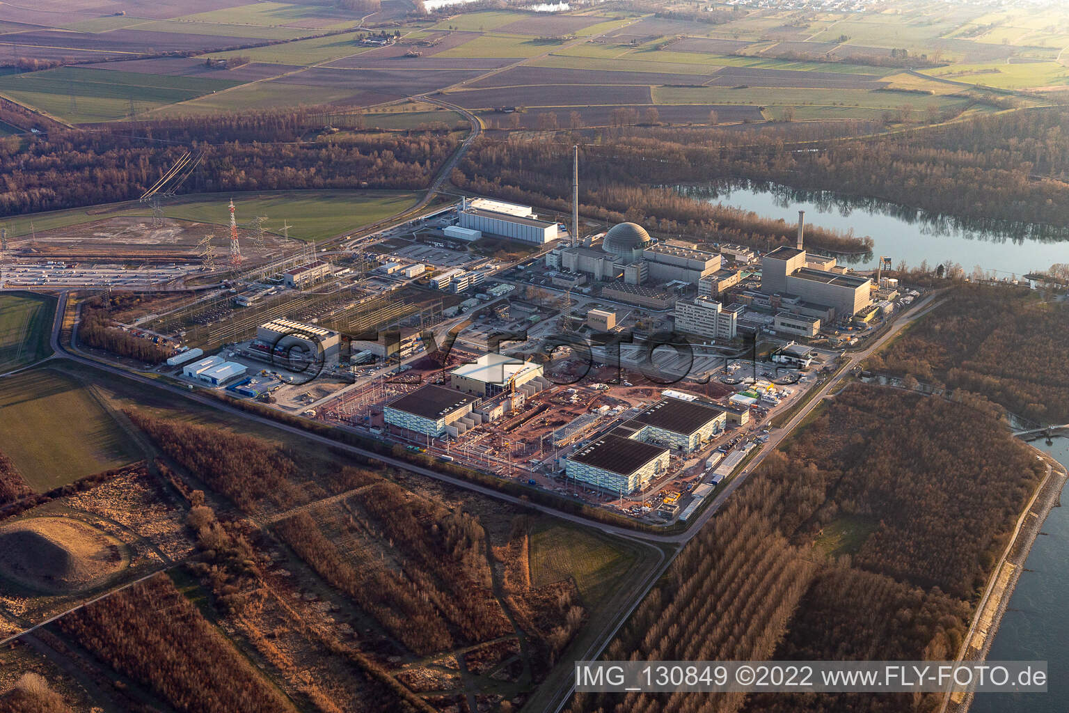 Photographie aérienne de EnBW Kernkraft GmbH (EnKK), Philippsburg à Philippsburg dans le département Bade-Wurtemberg, Allemagne