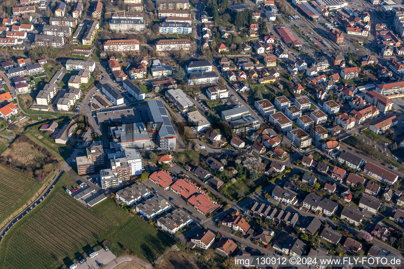 Vue aérienne de Hôpital à Bad Bergzabern dans le département Rhénanie-Palatinat, Allemagne