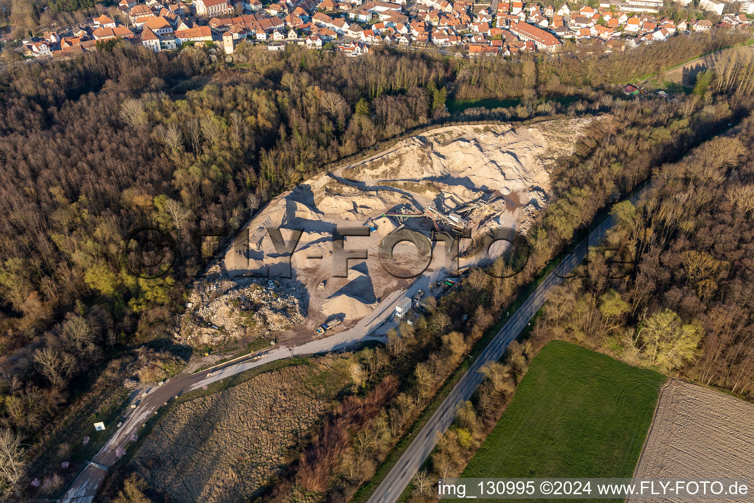 Lauterbourg dans le département Bas Rhin, France vu d'un drone