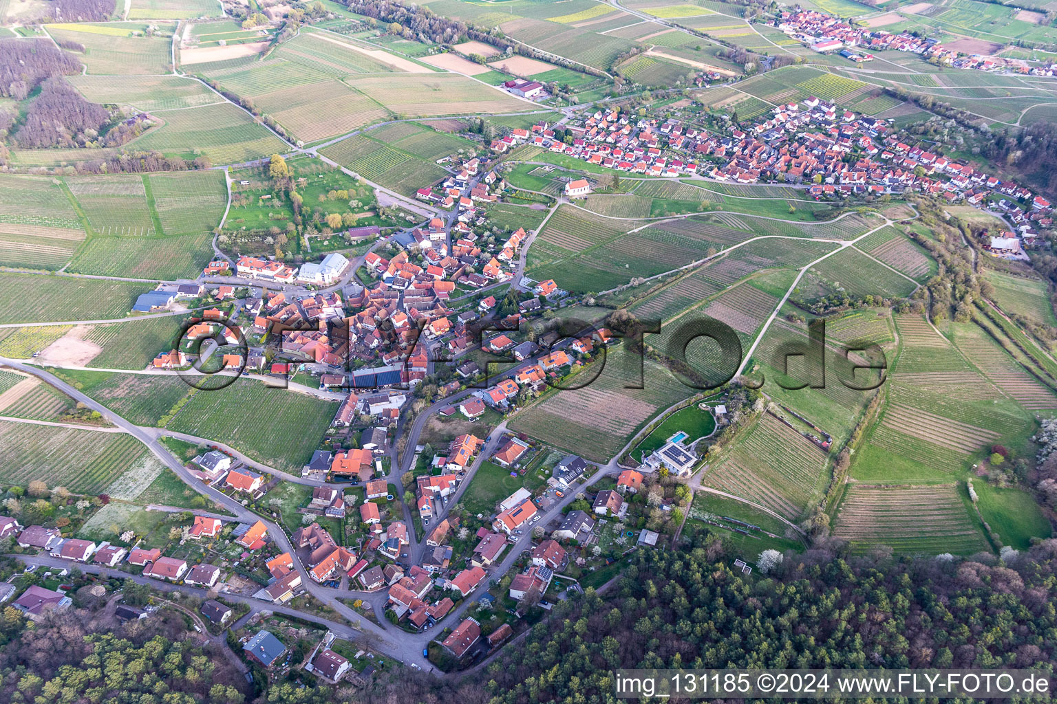 Quartier Gleiszellen in Gleiszellen-Gleishorbach dans le département Rhénanie-Palatinat, Allemagne d'un drone