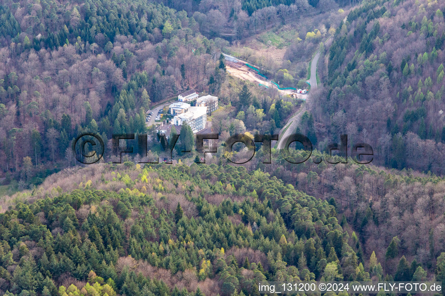 Clinique Celenus Park à Bad Bergzabern dans le département Rhénanie-Palatinat, Allemagne d'en haut