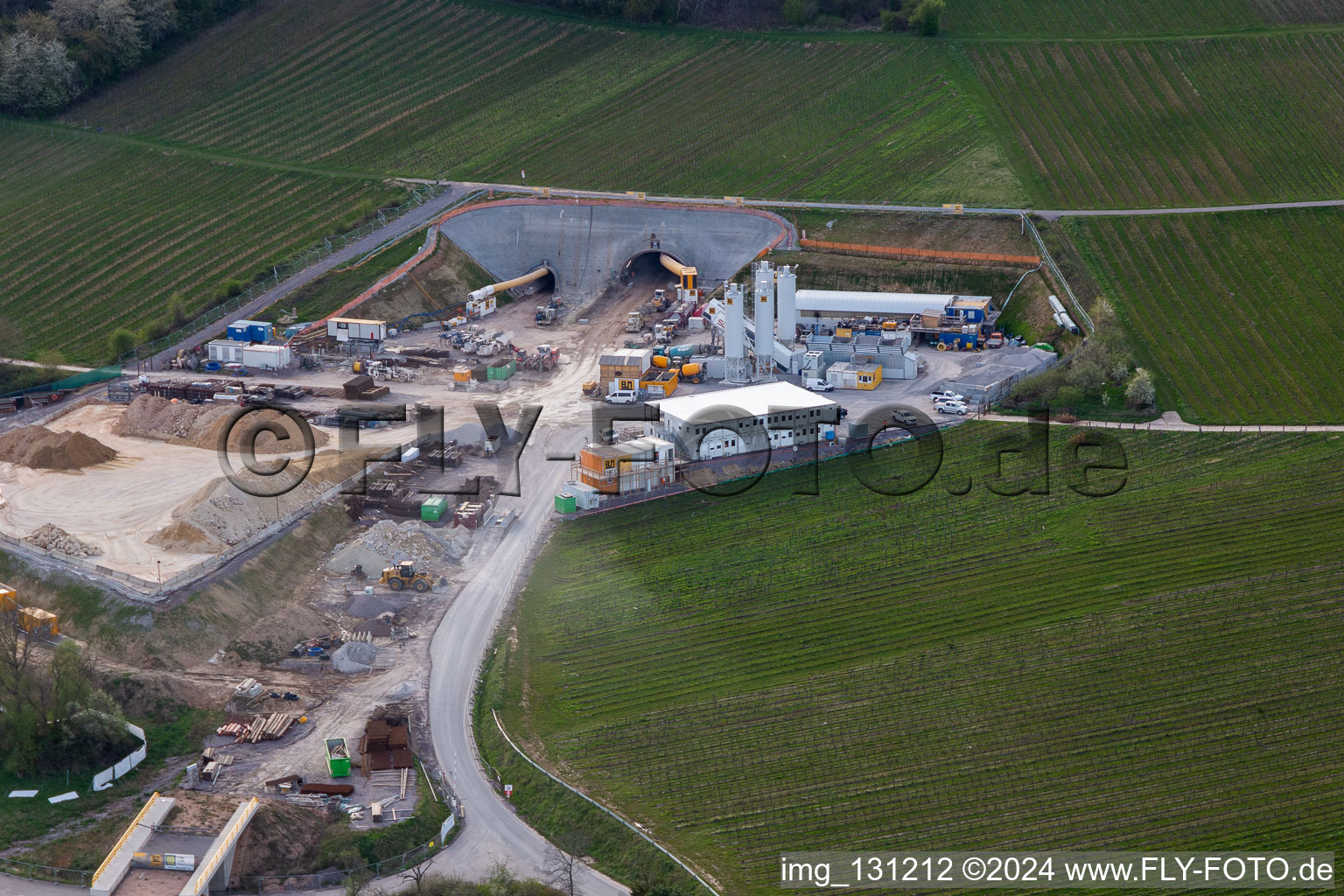 Photographie aérienne de Chantier du portail du tunnel à Bad Bergzabern à Dörrenbach dans le département Rhénanie-Palatinat, Allemagne