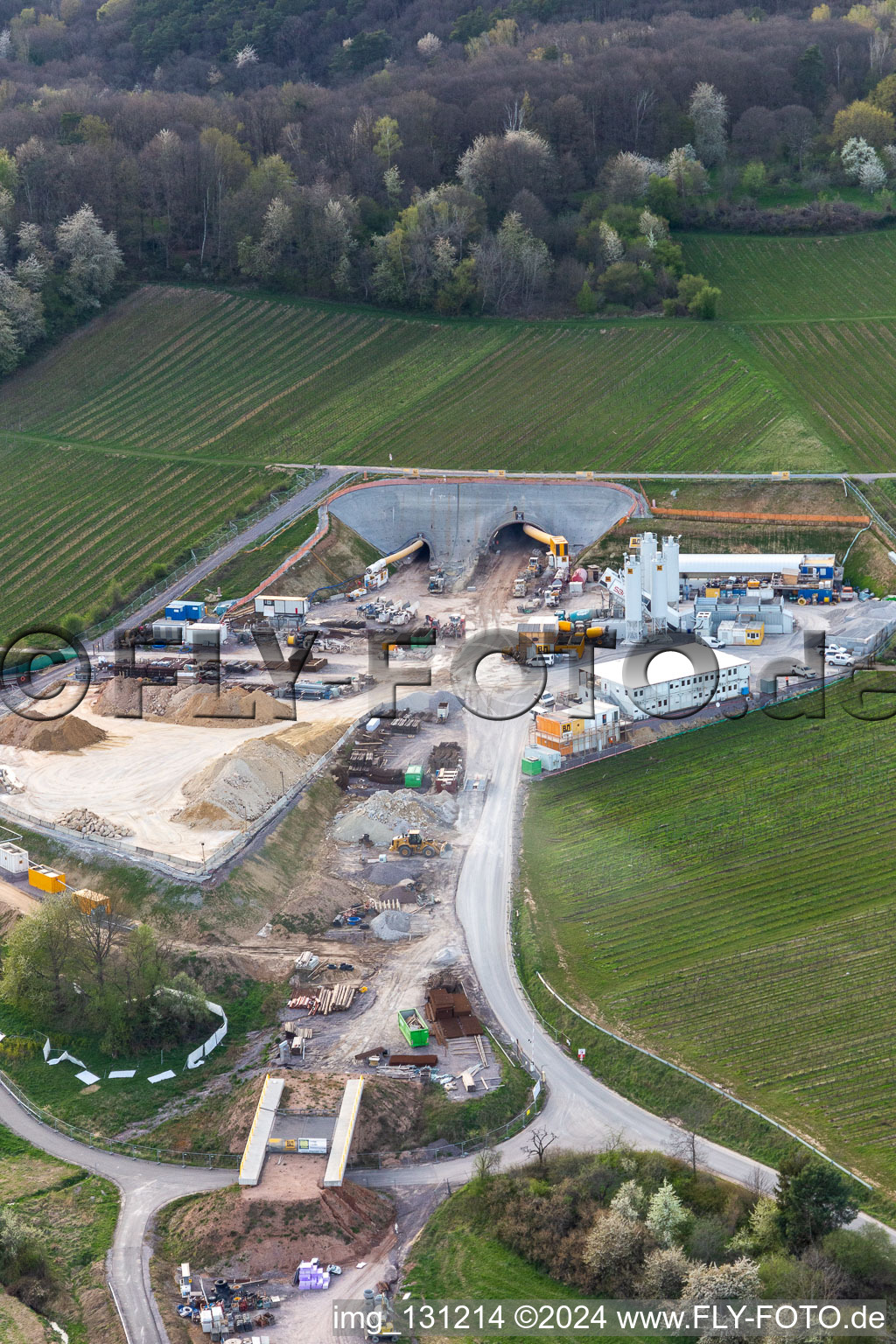 Vue oblique de Chantier du portail du tunnel à Bad Bergzabern à Dörrenbach dans le département Rhénanie-Palatinat, Allemagne