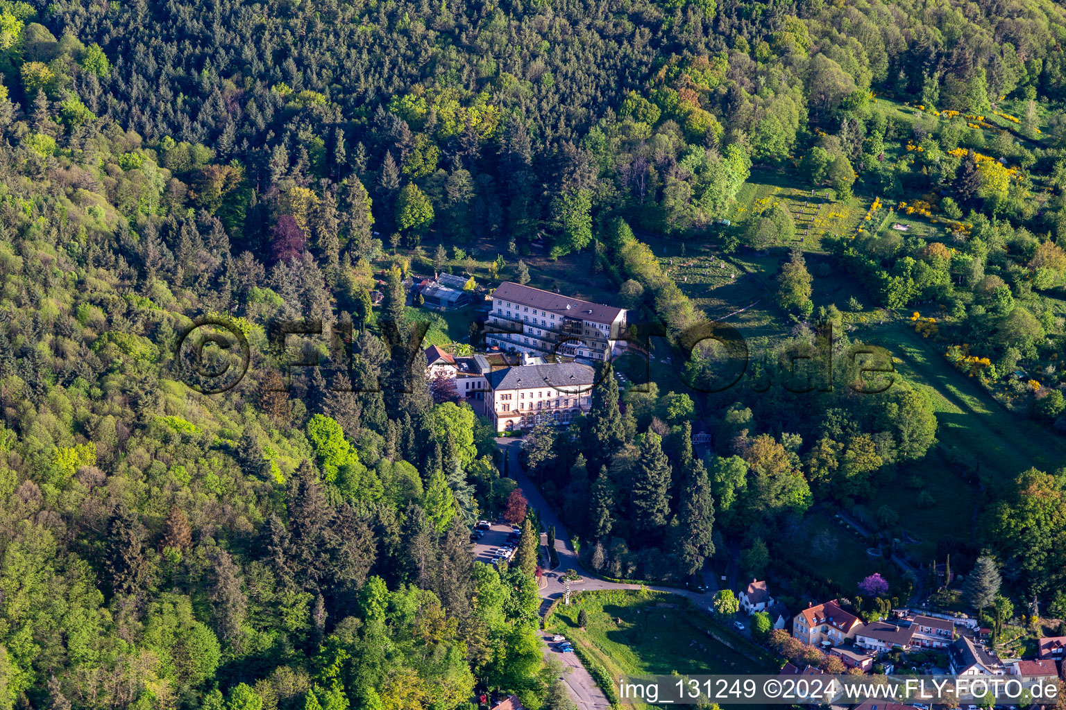 Vue aérienne de MVZ Landau GmbH à Gleisweiler dans le département Rhénanie-Palatinat, Allemagne