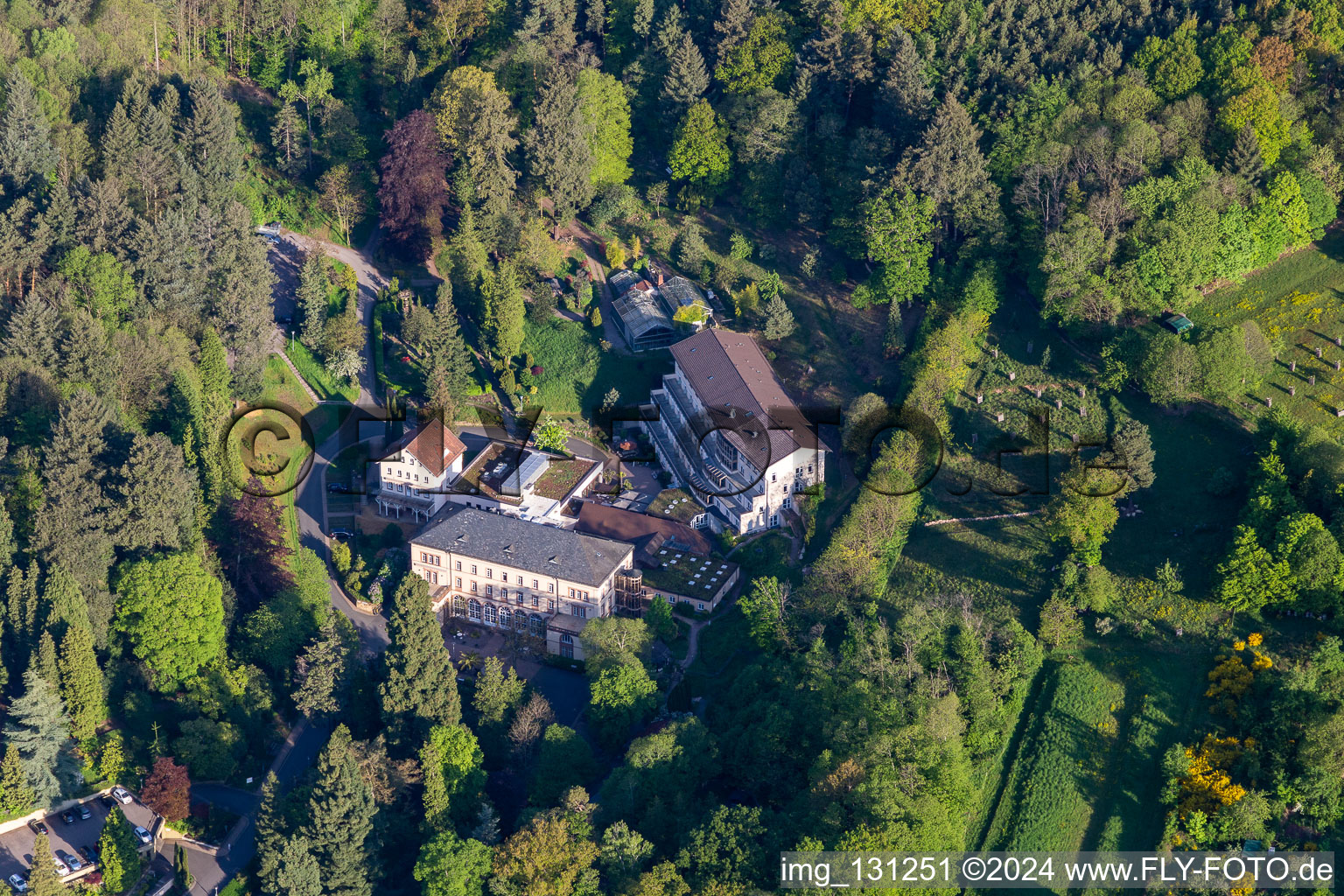 Vue aérienne de MVZ Landau GmbH à Gleisweiler dans le département Rhénanie-Palatinat, Allemagne