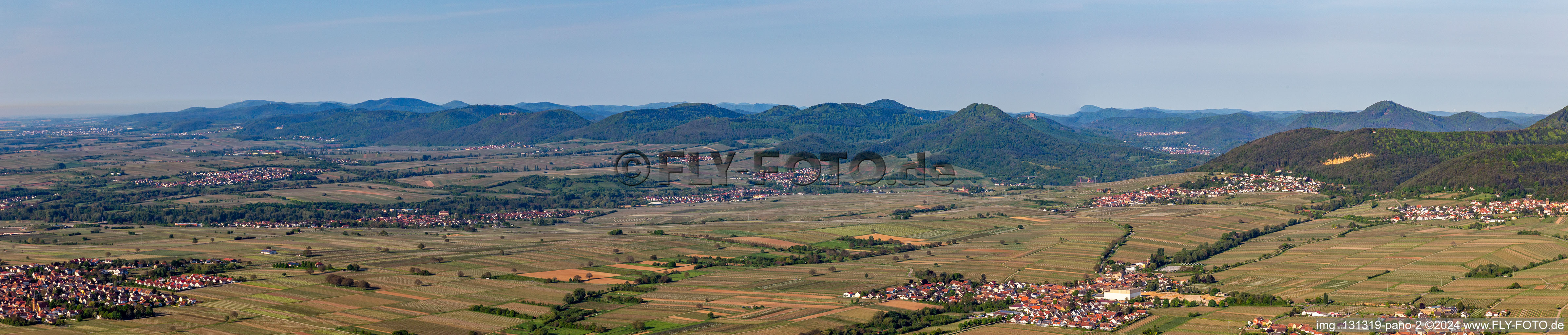 Vue aérienne de Panorama du sud du Palatinat de Böchingen à Nussdorf à Böchingen dans le département Rhénanie-Palatinat, Allemagne