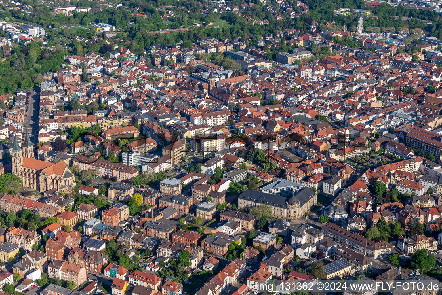 Vue aérienne de Anneau Marien à Landau in der Pfalz dans le département Rhénanie-Palatinat, Allemagne