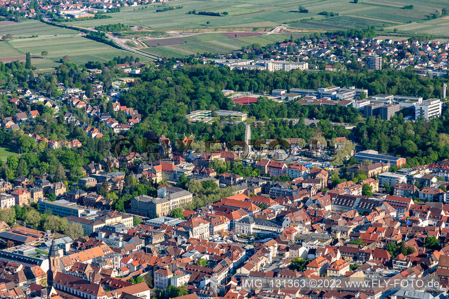 Vue aérienne de Ancienne station de mesure à Landau in der Pfalz dans le département Rhénanie-Palatinat, Allemagne