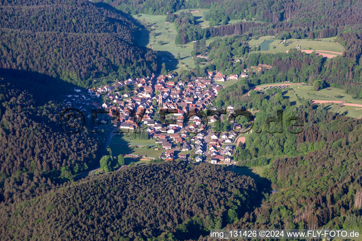 Image drone de Vorderweidenthal dans le département Rhénanie-Palatinat, Allemagne